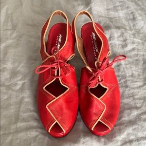 Re-Mix vintage reproduction Kate heels size 6.5
